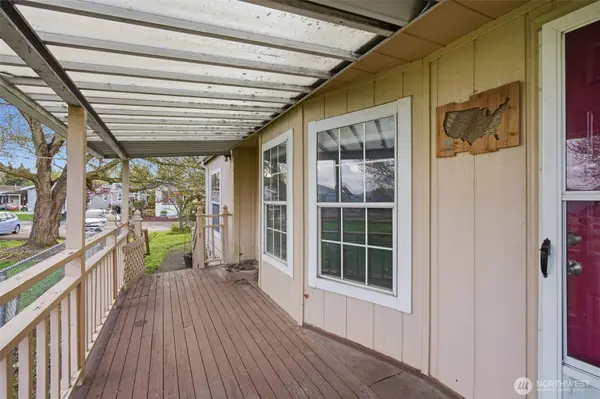 273 Holly DR #16, Enumclaw, WA 98022