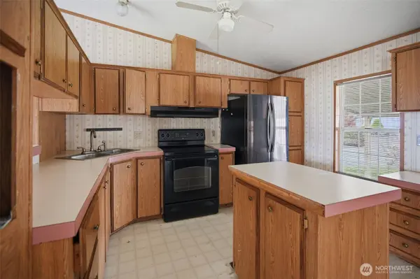273 Holly DR #16, Enumclaw, WA 98022