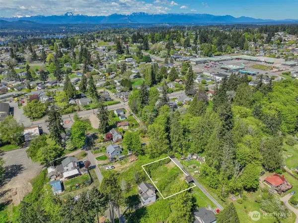 2329 NE Fruitland DR, Bremerton, WA 98310