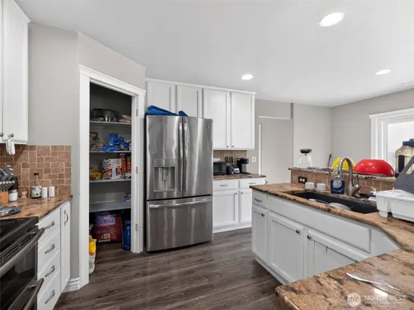 2509 W 35th AVE, Kennewick, WA 99337
