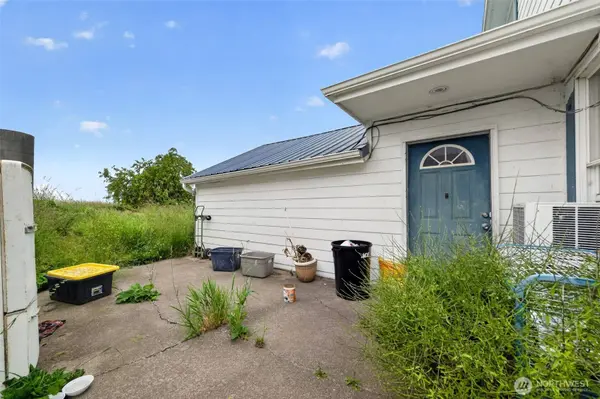 9801 Lenhart RD, Sumas, WA 98295