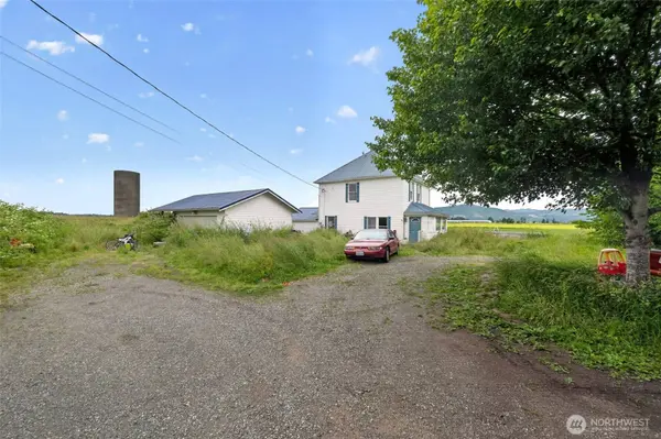 9801 Lenhart RD, Sumas, WA 98295