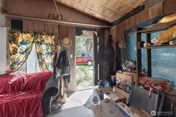 548 Lemmon RD, Port Angeles, WA 98362