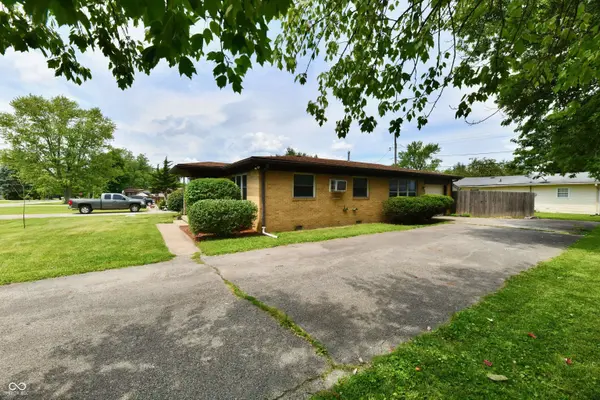 7102 Walton ST, Indianapolis, IN 46241