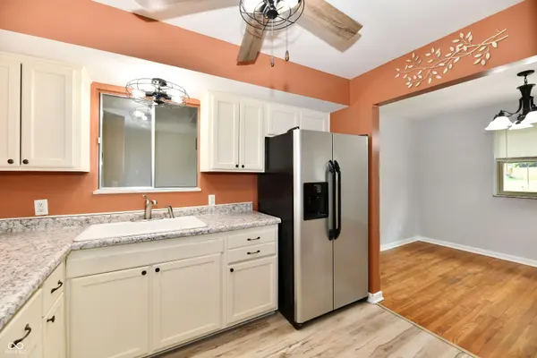 7102 Walton ST, Indianapolis, IN 46241