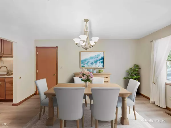 7215 Kimberly LN, Plainfield, IN 46168