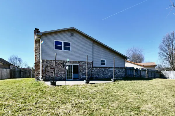 4945 Royal Orbit CT, Indianapolis, IN 46237