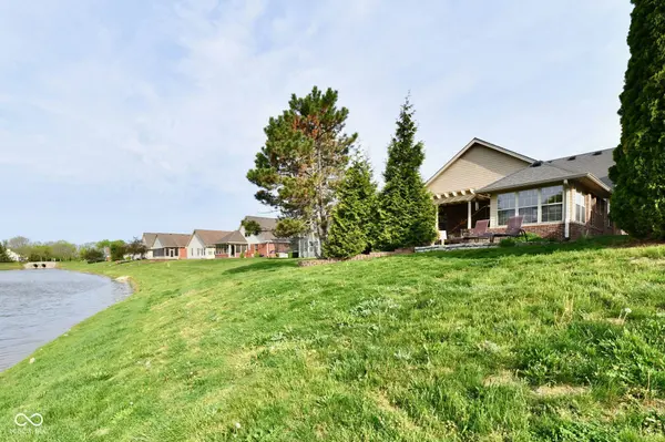 919 Amesbury CT, Indianapolis, IN 46217