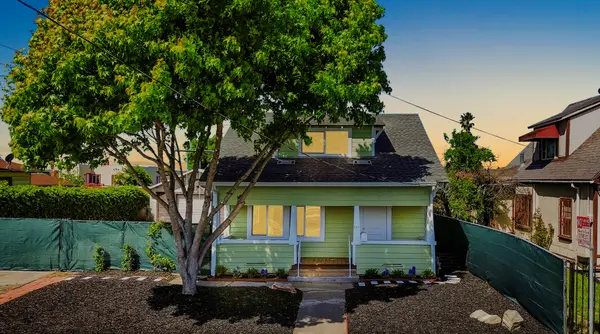 345 S 37th St, Richmond, CA 94804-3233