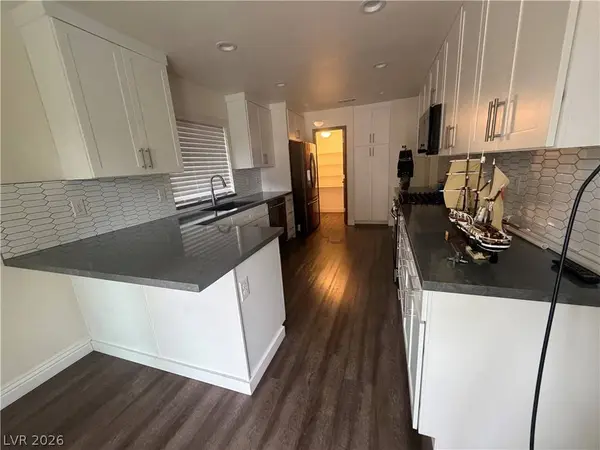 3040 Waterview DR, Las Vegas, NV 89117