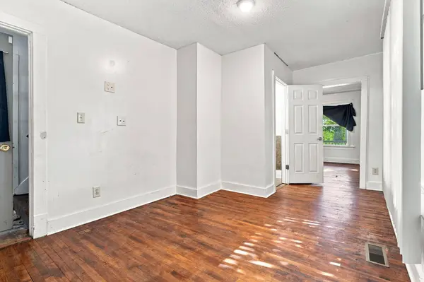 2611 Wood Street, Muskegon Heights, MI 49444