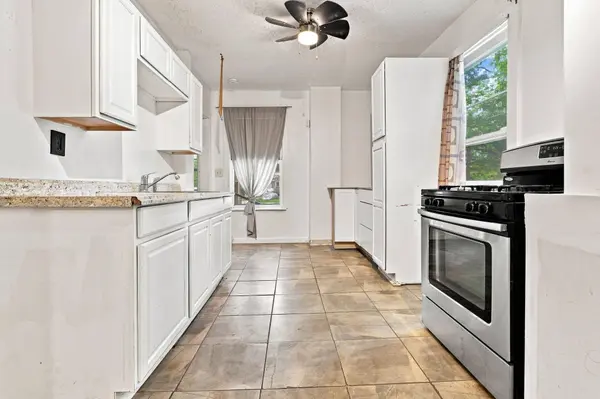2611 Wood Street, Muskegon Heights, MI 49444