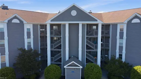 1024 Porte Harbour ARCH Unit 202, Hampton, VA 23664