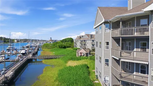 1024 Porte Harbour ARCH Unit 202, Hampton, VA 23664