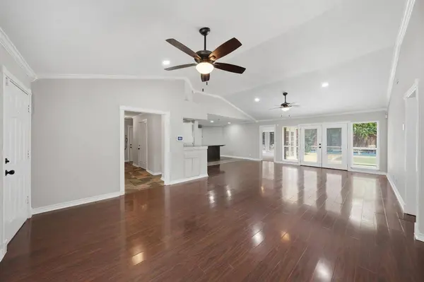 1108 Billie Ruth Lane, Hurst, TX 76053