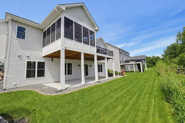 977 Pheasant RUN S, Circle Pines, MN 55014