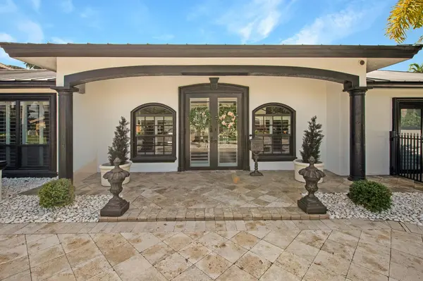 nice unique house (1)