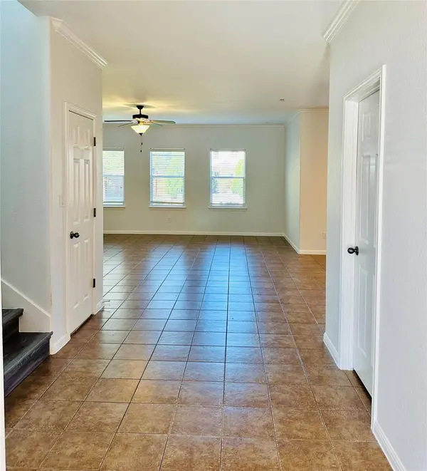 2800 Canyon Valley RUN, Pflugerville, TX 78660
