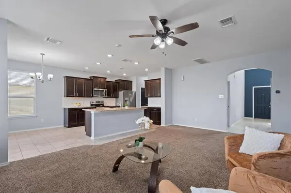 309 Uncle Billy WAY, Jarrell, TX 76537