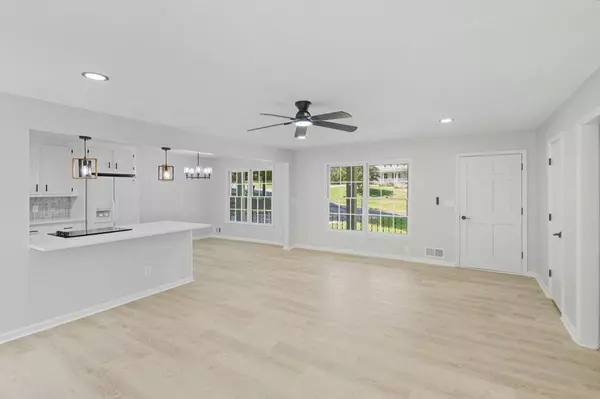 120 NW Westwood DR, Marietta, GA 30064