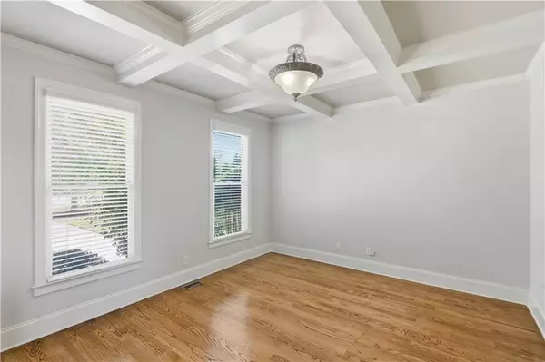 4728 Moon Hollow CT, Buford, GA 30519