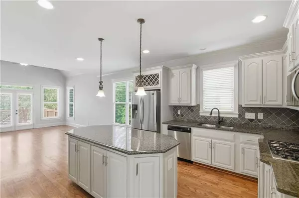 4728 Moon Hollow CT, Buford, GA 30519