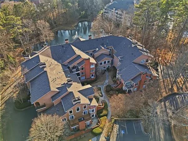 5264 Brooke Ridge DR, Dunwoody, GA 30338