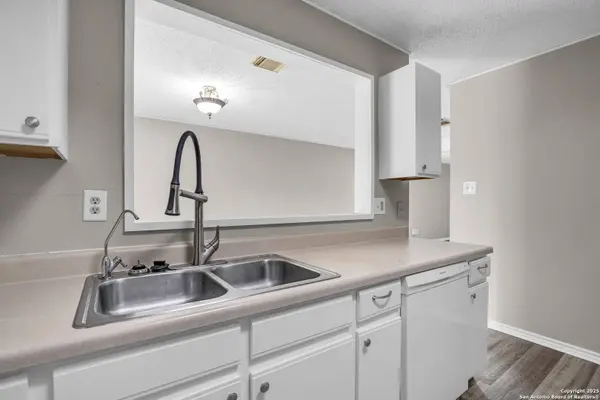 9727 Astin Place, San Antonio, TX 78251