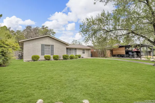 8211 Berrycreek, San Antonio, TX 78218