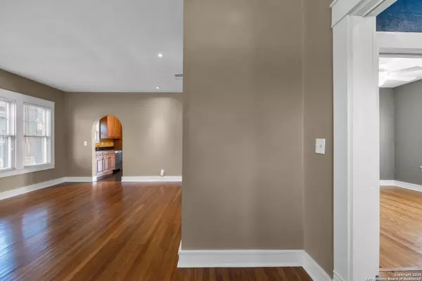 126 Princess, San Antonio, TX 78212