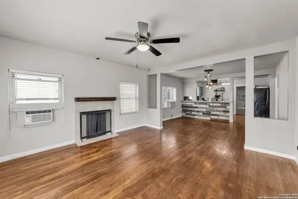 627 Cottonwood, San Antonio, TX 78225