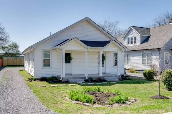 131 E Park Ave, Gallatin, TN 37066