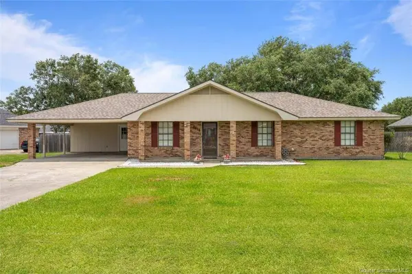 6818 Sun Meadow LN, Lake Charles, LA 70605