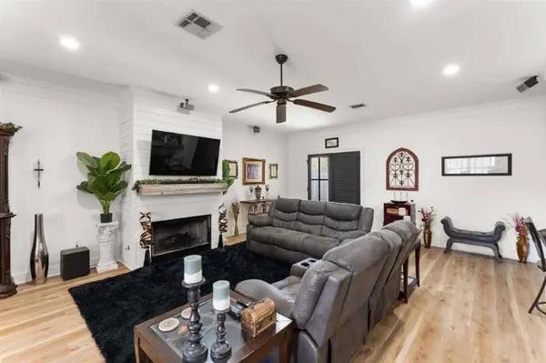 4100 Prien Court Dr DR, Lake Charles, LA 70605