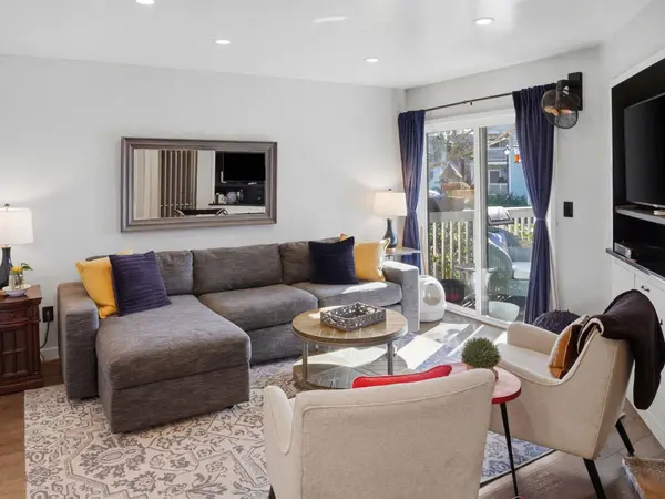 1481 Center Street #1102, Mount Pleasant, SC 29464