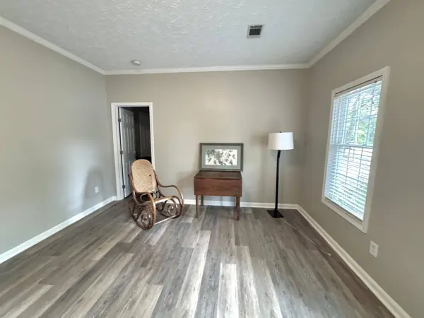 1519 Rifle Range Rd, Mount Pleasant, SC 29464