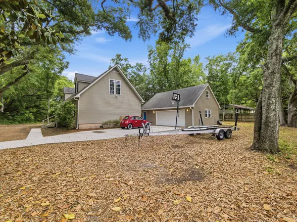1519 Rifle Range Rd, Mount Pleasant, SC 29464