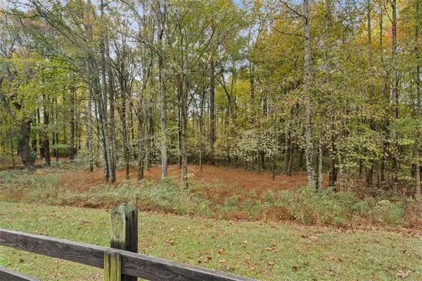 15 Legend DR, Villa Rica, GA 30180