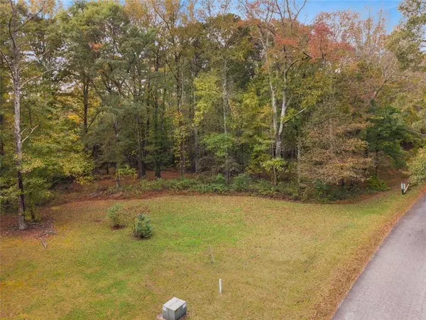 15 Legend DR, Villa Rica, GA 30180