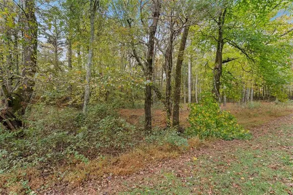 15 Legend DR, Villa Rica, GA 30180