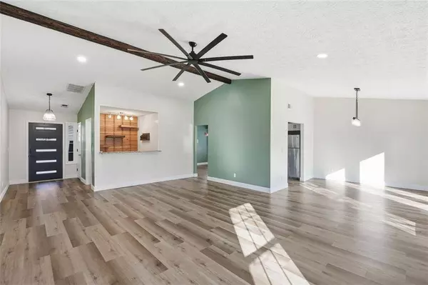 4450 Dorsett Shoals RUN, Douglasville, GA 30135