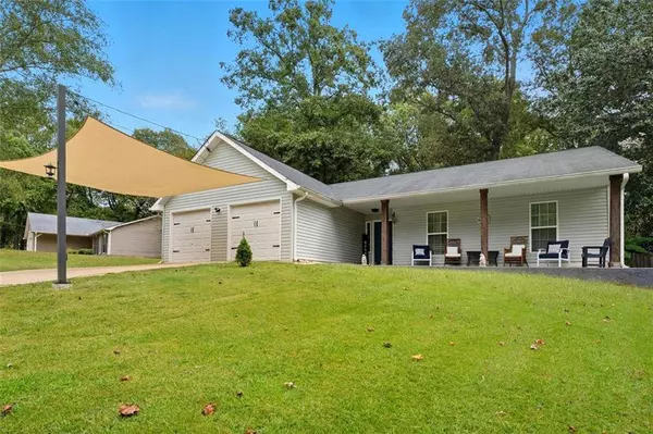 4450 Dorsett Shoals RUN, Douglasville, GA 30135