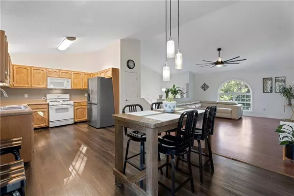 1281 Eagles Nest CIR, Carrollton, GA 30116