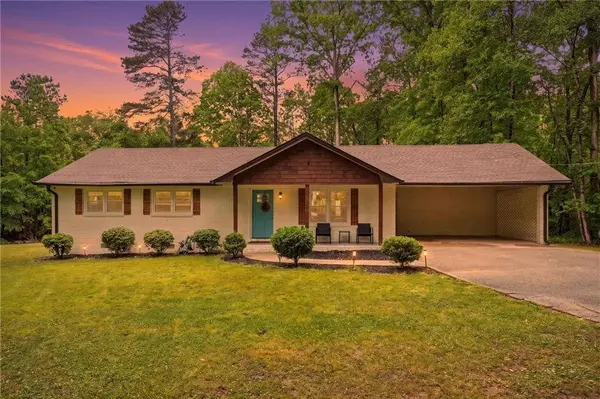 405 W Barbara LN, Carrollton, GA 30117