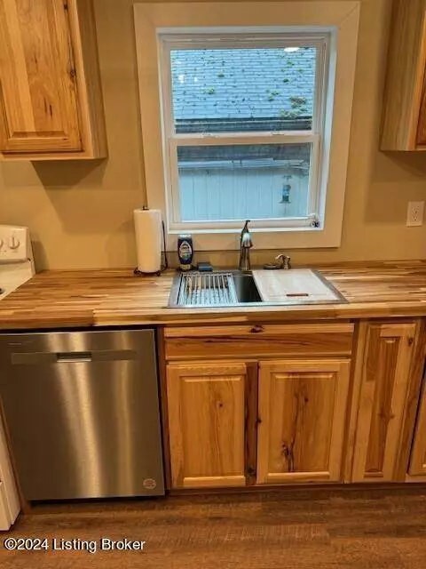 116 Spring Meadow Cir, Campbellsville, KY 42718