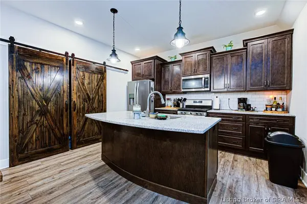 8810 Chestnut Hill CT, Charlestown, IN 47111