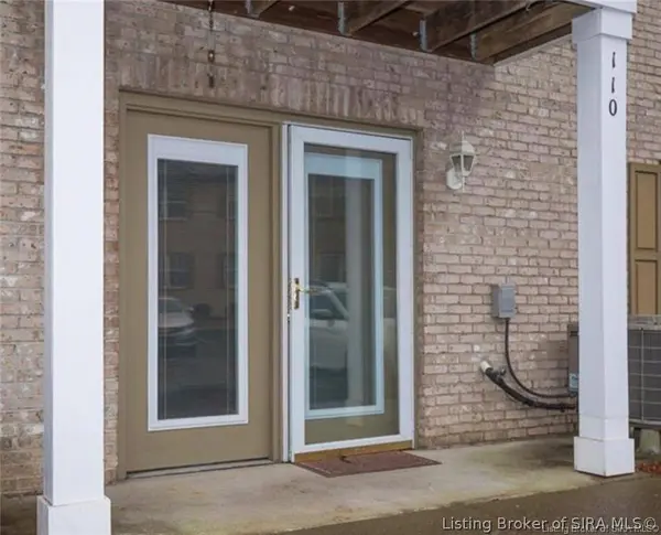 110 Colonial DR