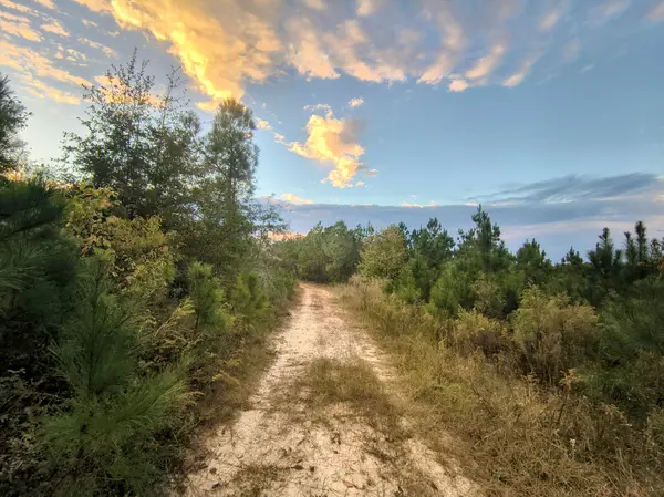 2427 Wire Rd, Aiken, SC 29805-6902