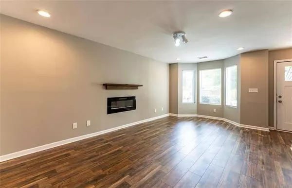 620 WAYNES CT SE, Atlanta, GA 30354