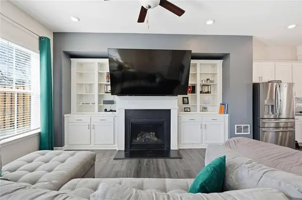 3317 Park Pointe CIR, Scottdale, GA 30079